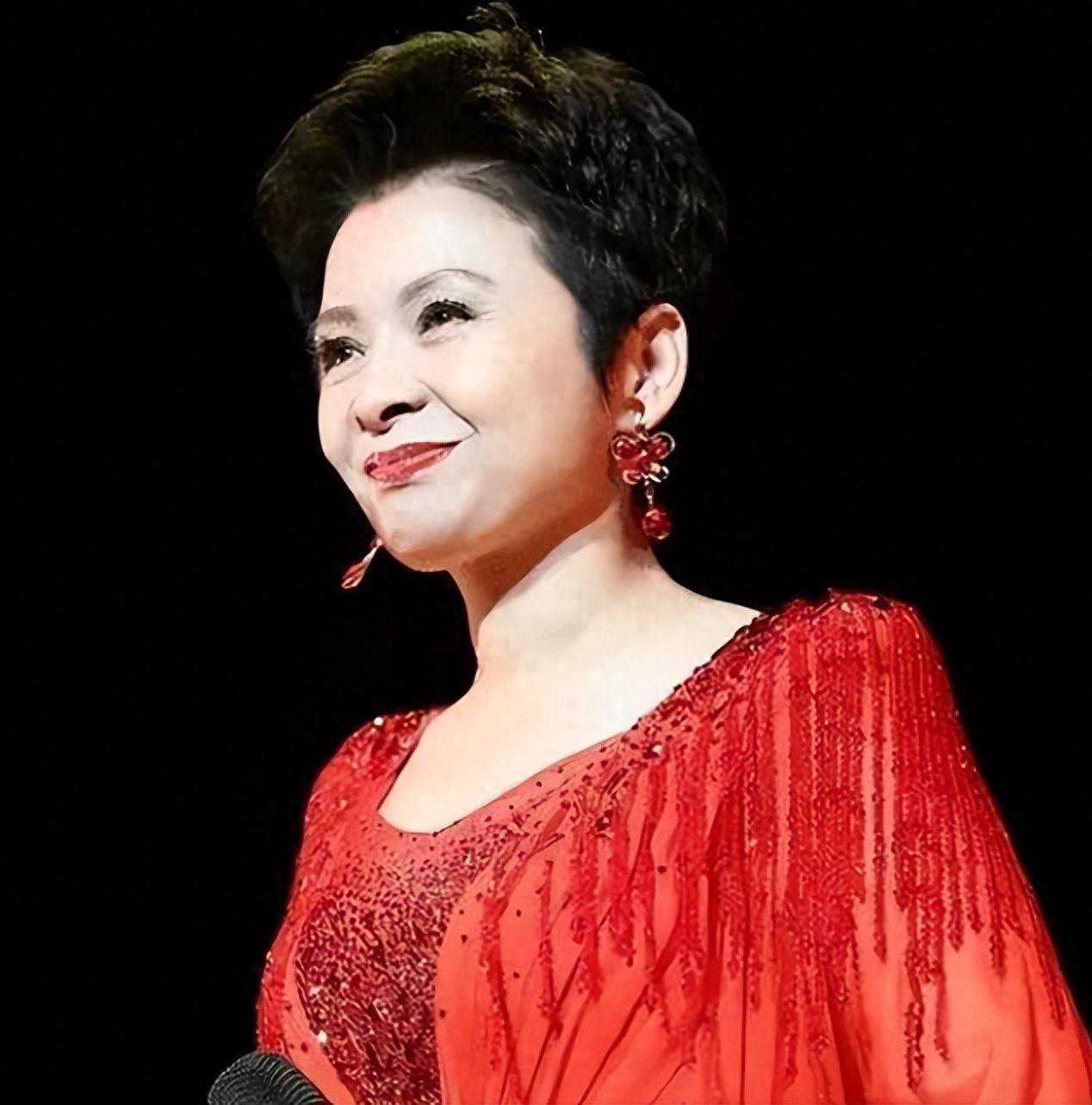 一百万一夜，赖昌星曝光两人真实关系，歌唱家董文华为何会退圈？