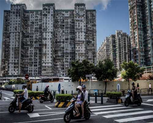 “中国红寨”添亮色，古朴瑶寨展新颜